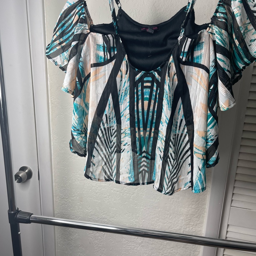 Material Girl Black and White Flutter Sleeve Crop Blouse